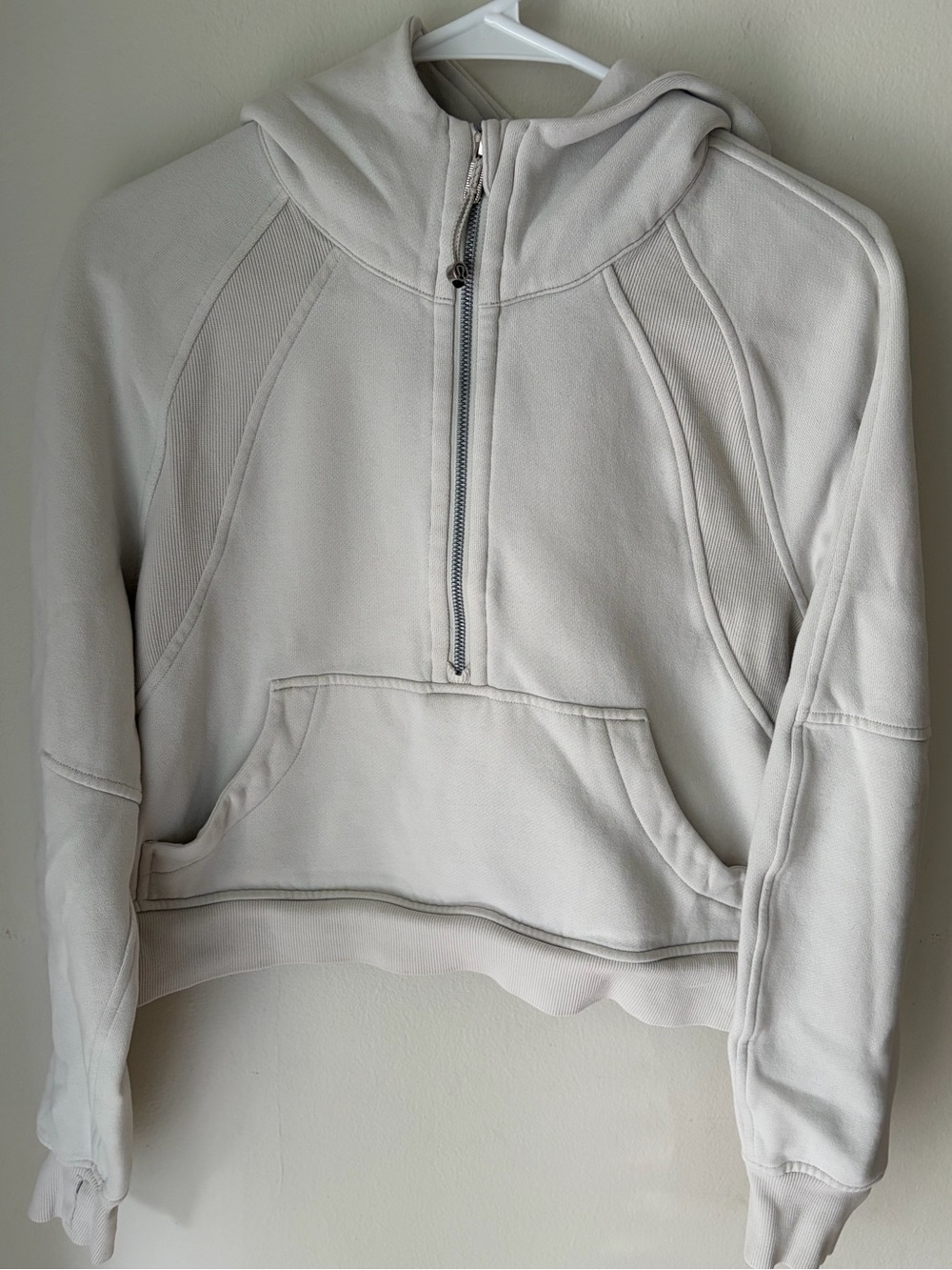 7. Size XS/S LULULEMON Bone Half Zip Hooded Scuba Sweatshirt